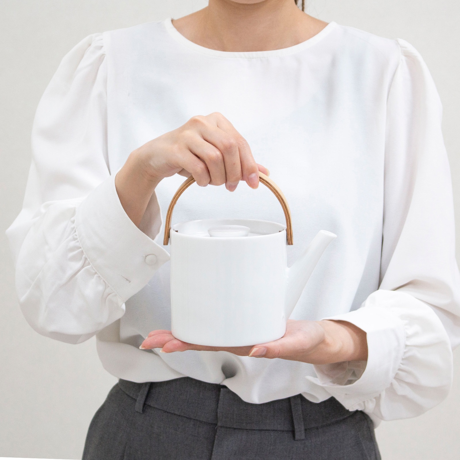 ティーポット 茶こし付き おしゃれ 500ml 陶器 白磁 ステンレス茶こし