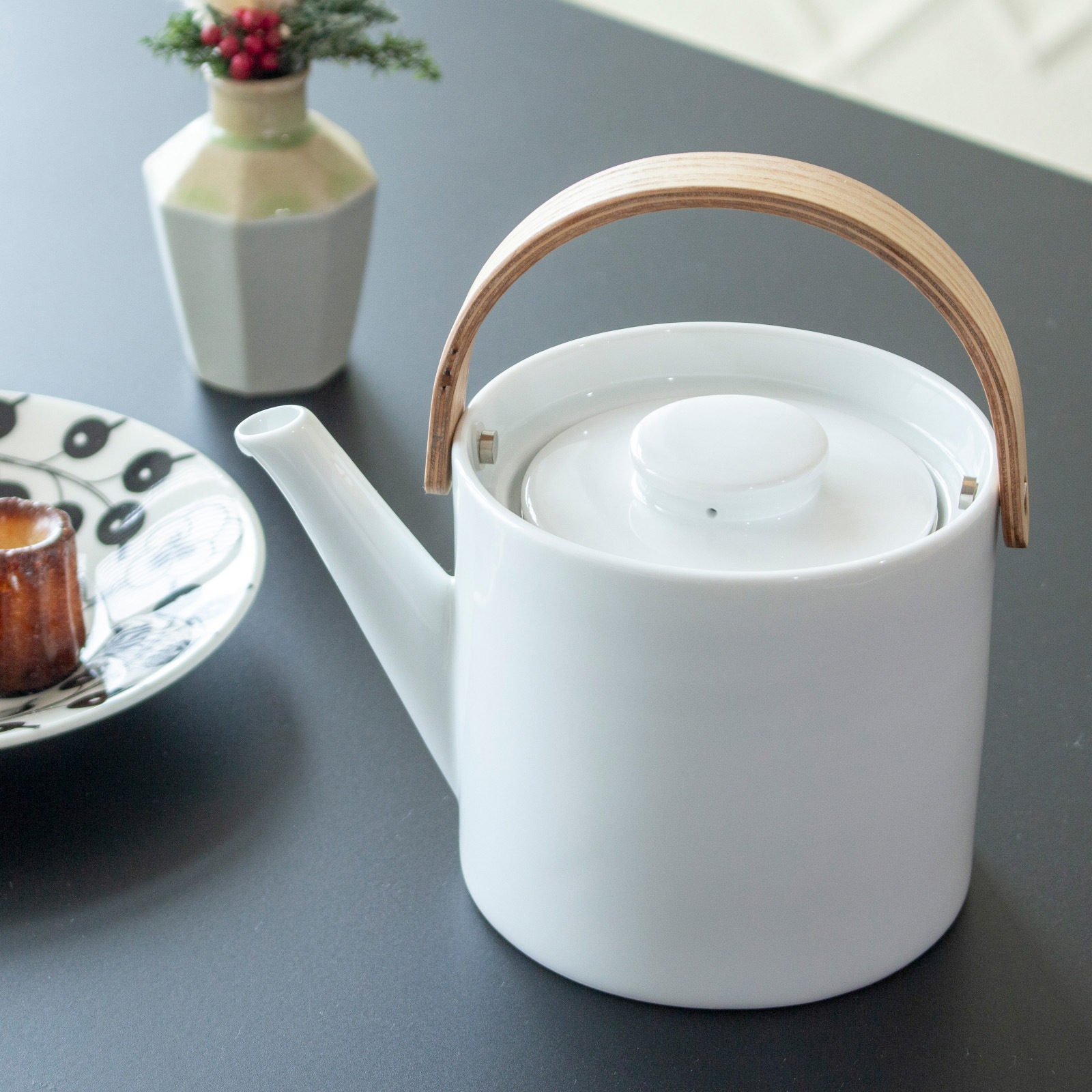 ティーポット 茶こし付き おしゃれ 500ml 陶器 白磁 ステンレス茶こし
