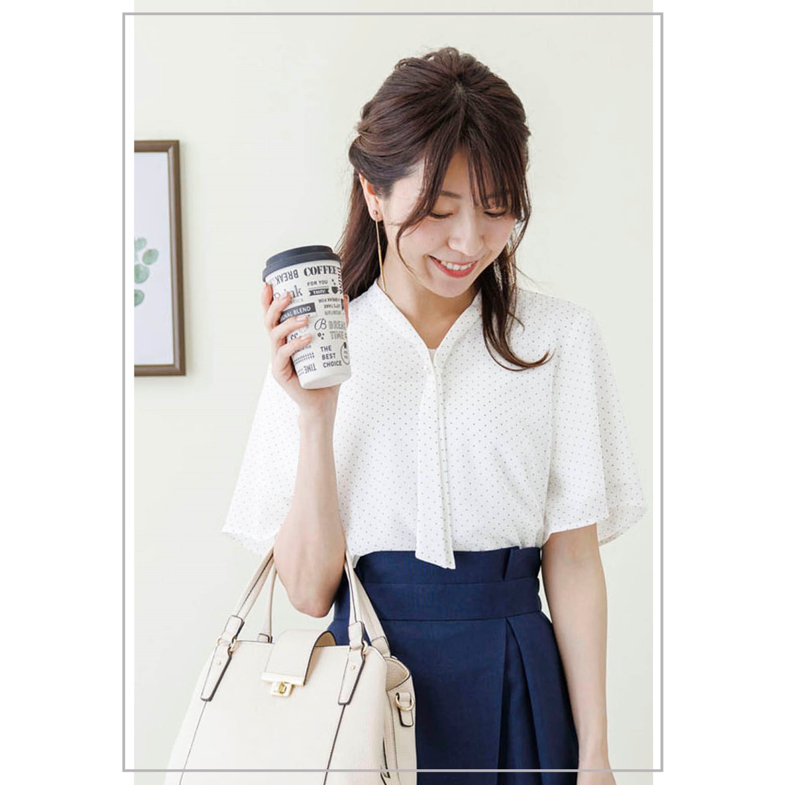 美品✨ダブスタ ブラウス シフォン フリル ボウタイ リボン パールボタン 36 美品✨ダブスタ ブラウス シフォン フリル ボウタイ リボン
