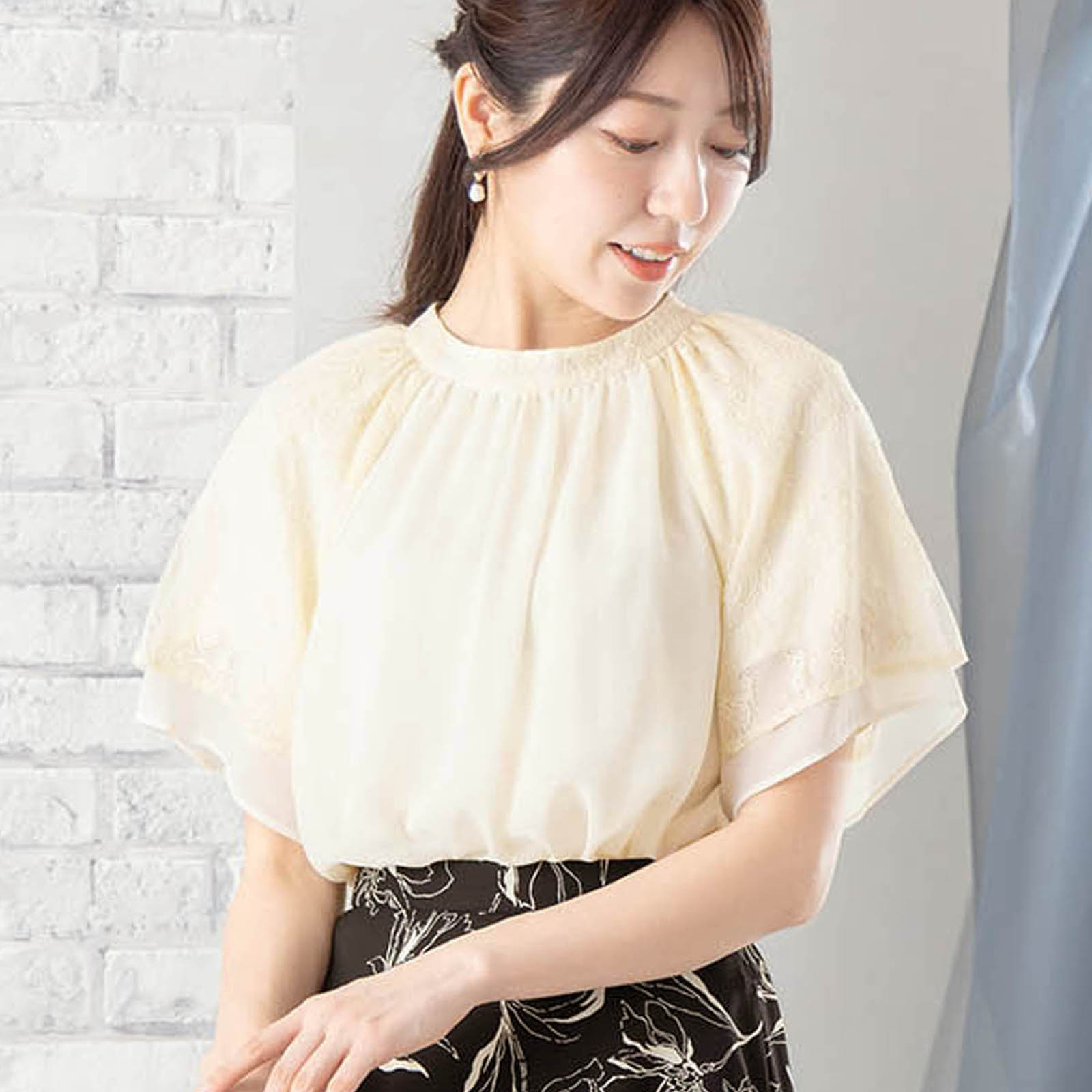 レース使いラグランスリーブシフォンブラウス|レディース