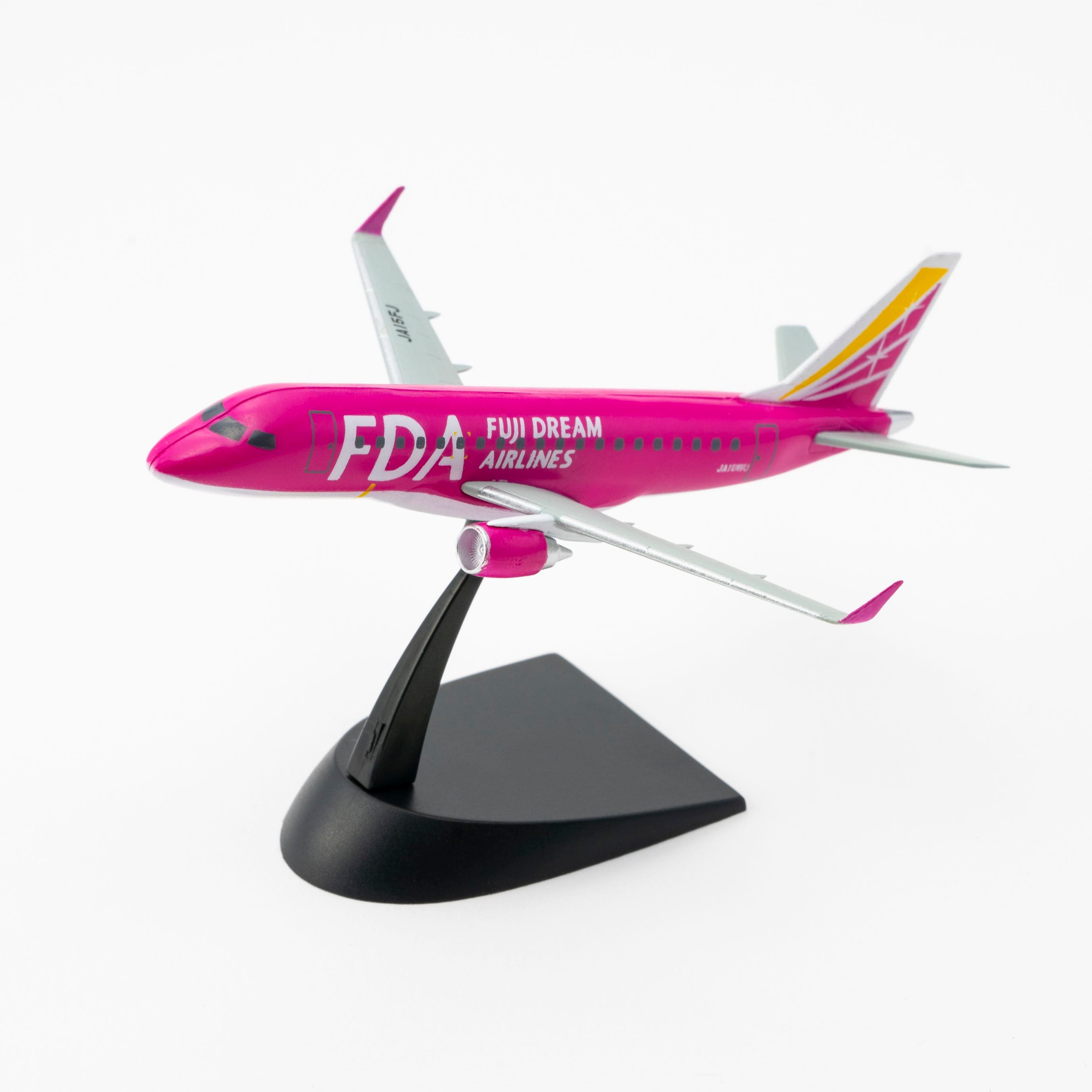 FDA フジドリーム 1/300 エアクラフトモデル 000000000137_ClCWagC.jpg