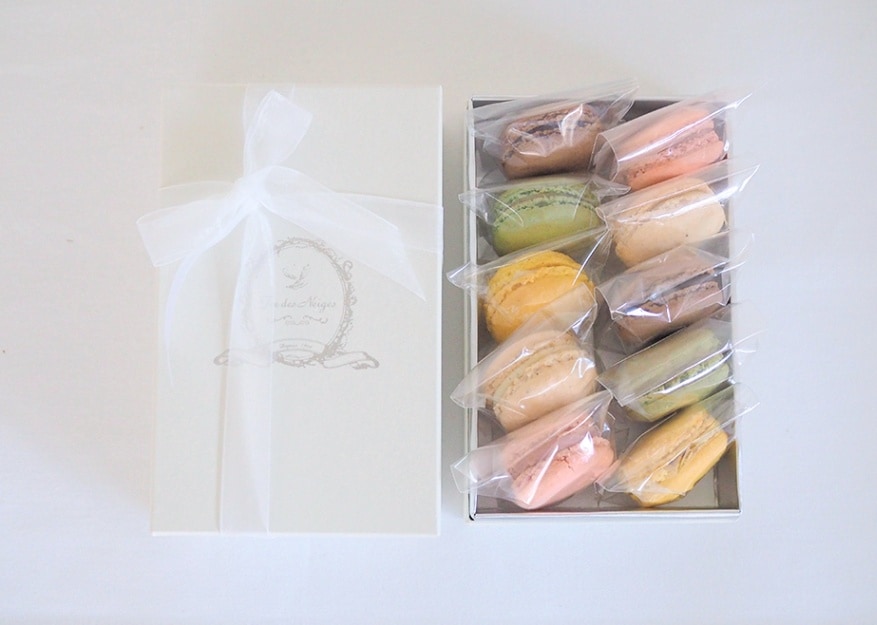 【新品・未使用】マカロンデザート　１１点　フェーヴ　フェーブ　フランス　送料込み 新品・未使用】マカロンデザート 11点 フェーヴ フェーブ