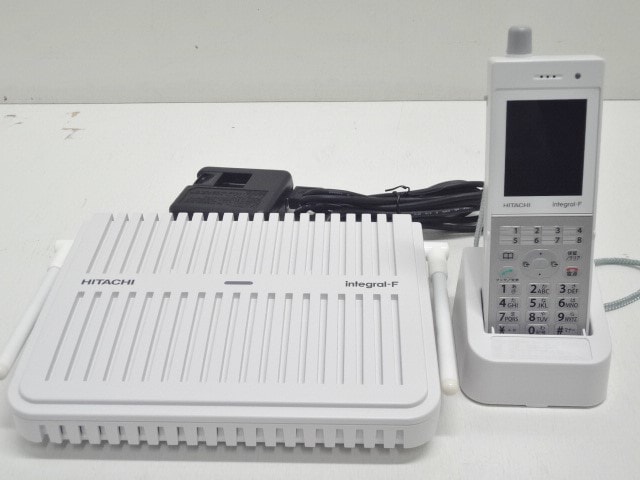 デジタルコードレス電話機 PHS ビジネスホン ET8iFDCLS デジタルコードレス電話機 PHS ビジネスホン ET8iFDCLS 3台セット