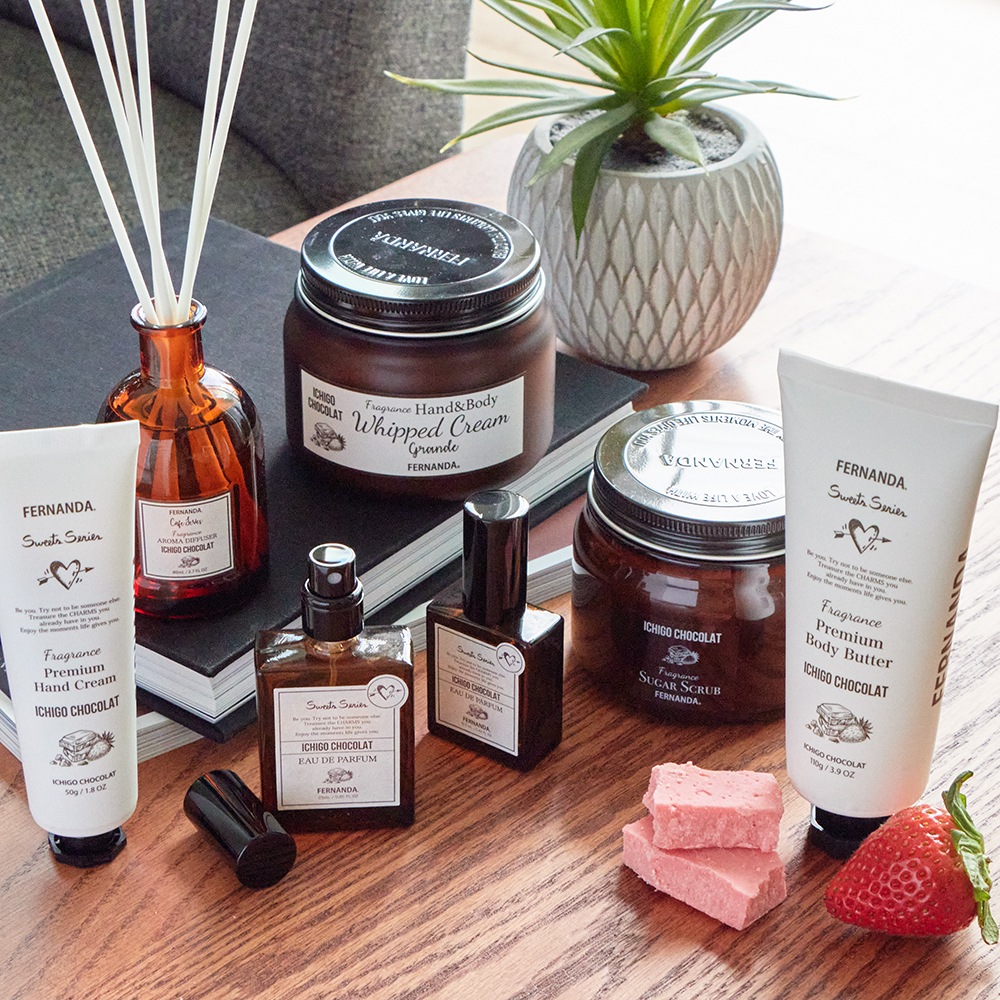 Fragrance Sugar Scrub Grande (Ichigo Chocolat)/フレグランスシュガースクラブグランデ（イチゴショコラ）