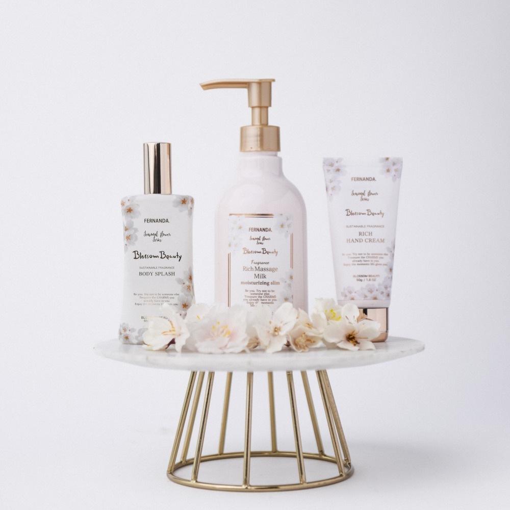 フレグランスリッチマッサージミルク（ブロッサムビューティー