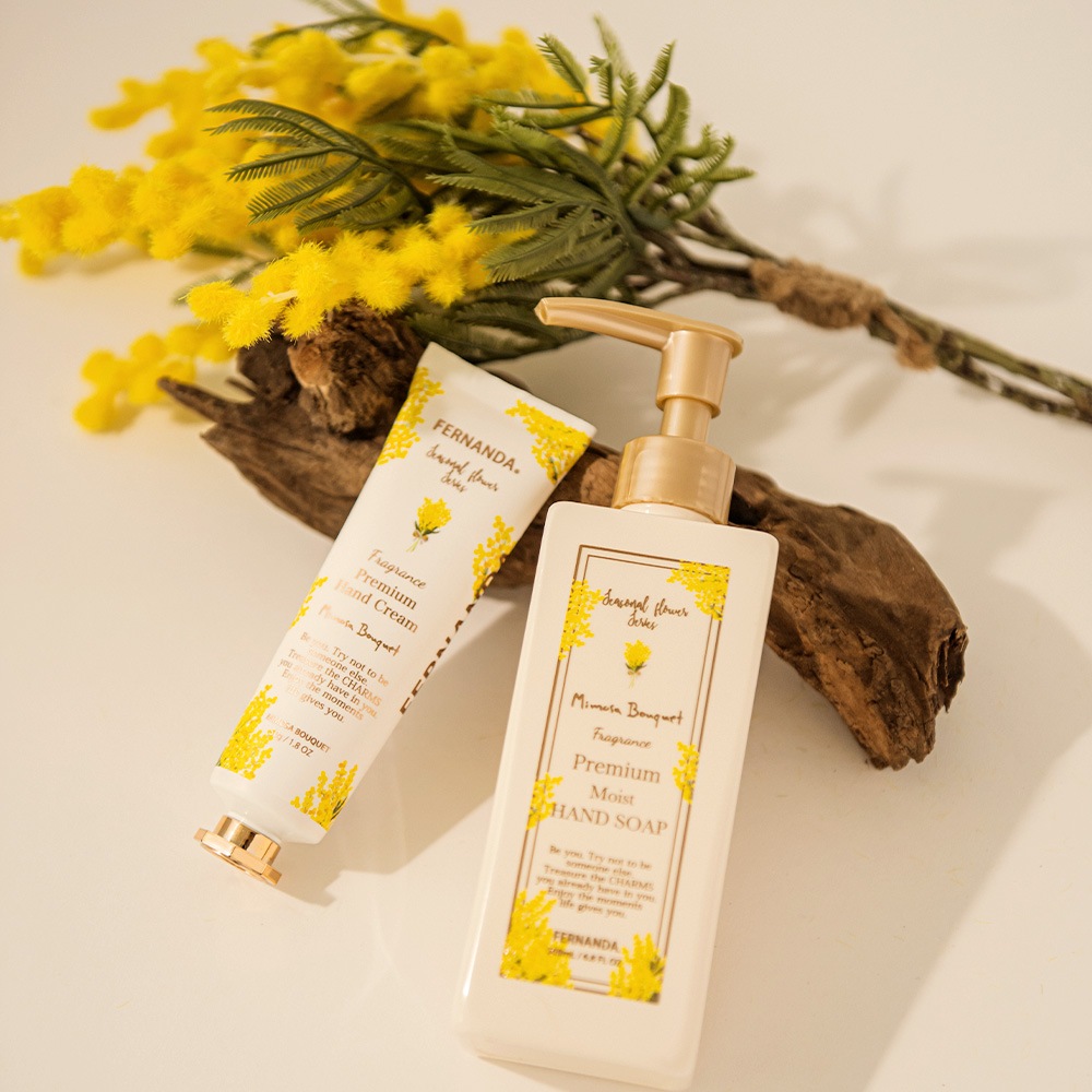 フレグランスプレミアムハンドソープ（ミモザブーケ）/Fragrance Premium Hand Soap (Mimosa Bouquet)