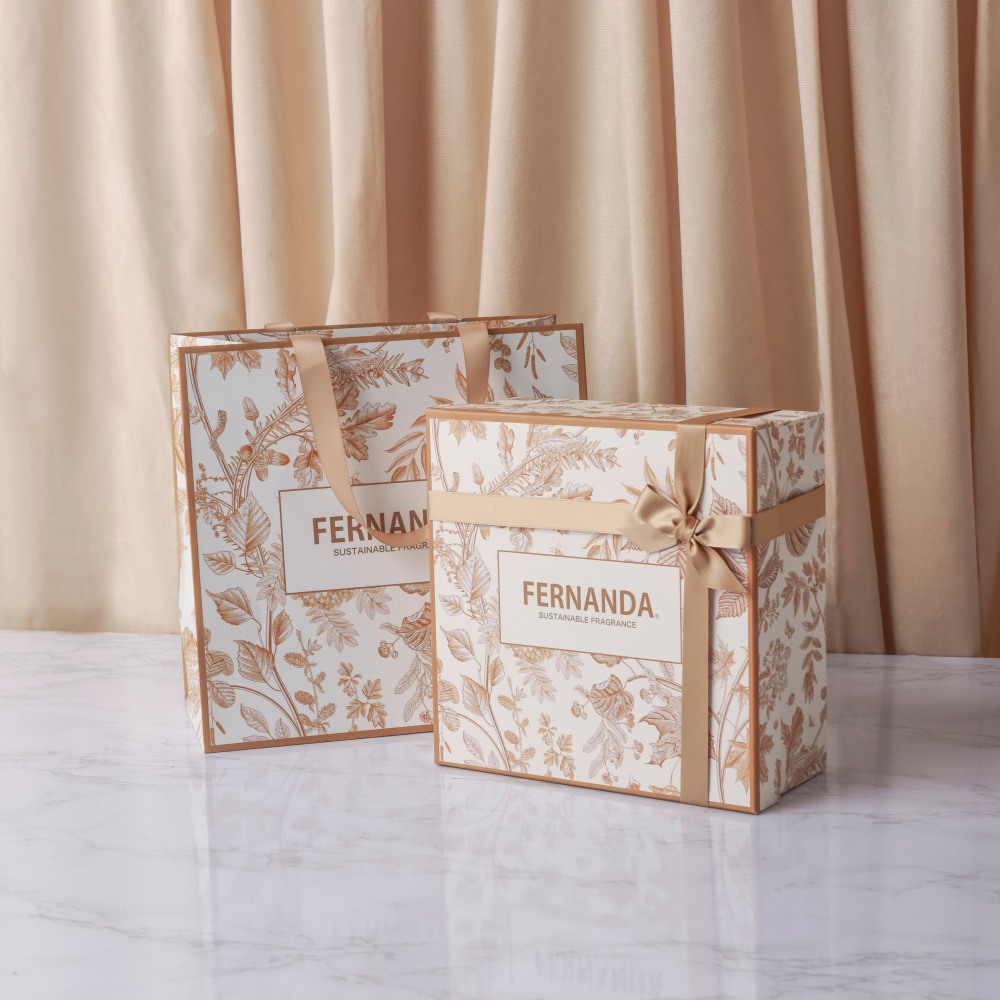 ホリデーギフトラッピングボックス（M）/Holiday Gift Wrapping BOX (M)