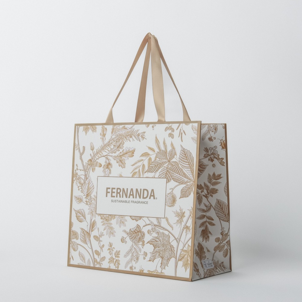 ホリデーショッパー（M）/Holiday Shopper (M)