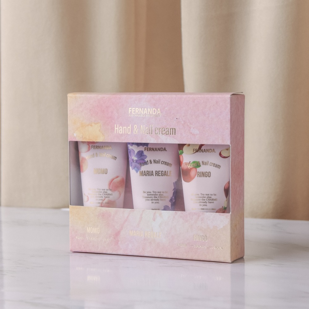 ミニハンド&ネイルクリームセット（モモ・マリアリゲル・リンゴ）/Mini Hand & Nail Cream Set (Momo・Maria Regale・Ringo)