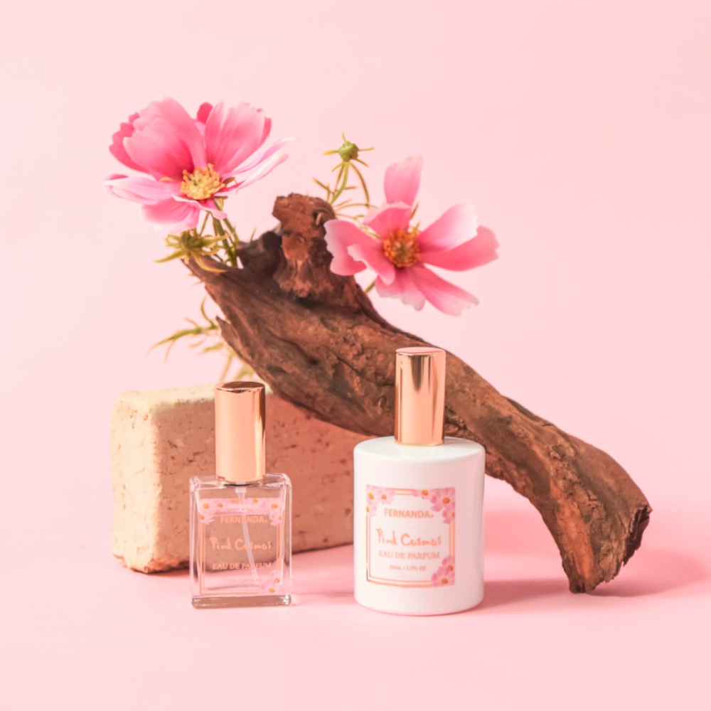 オードパルファム 淡いピンク色 香水 オードパルファム50ml（ピンクコスモス）/Eau de Parfum50ml