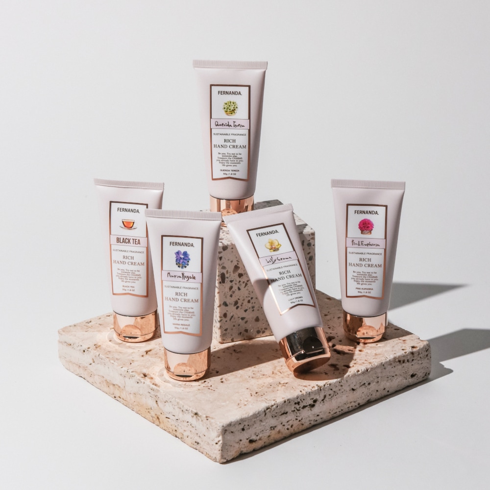 フレグランスリッチハンドクリーム（ブラックティー）/Fragrance Rich Hand Cream (Black tea)