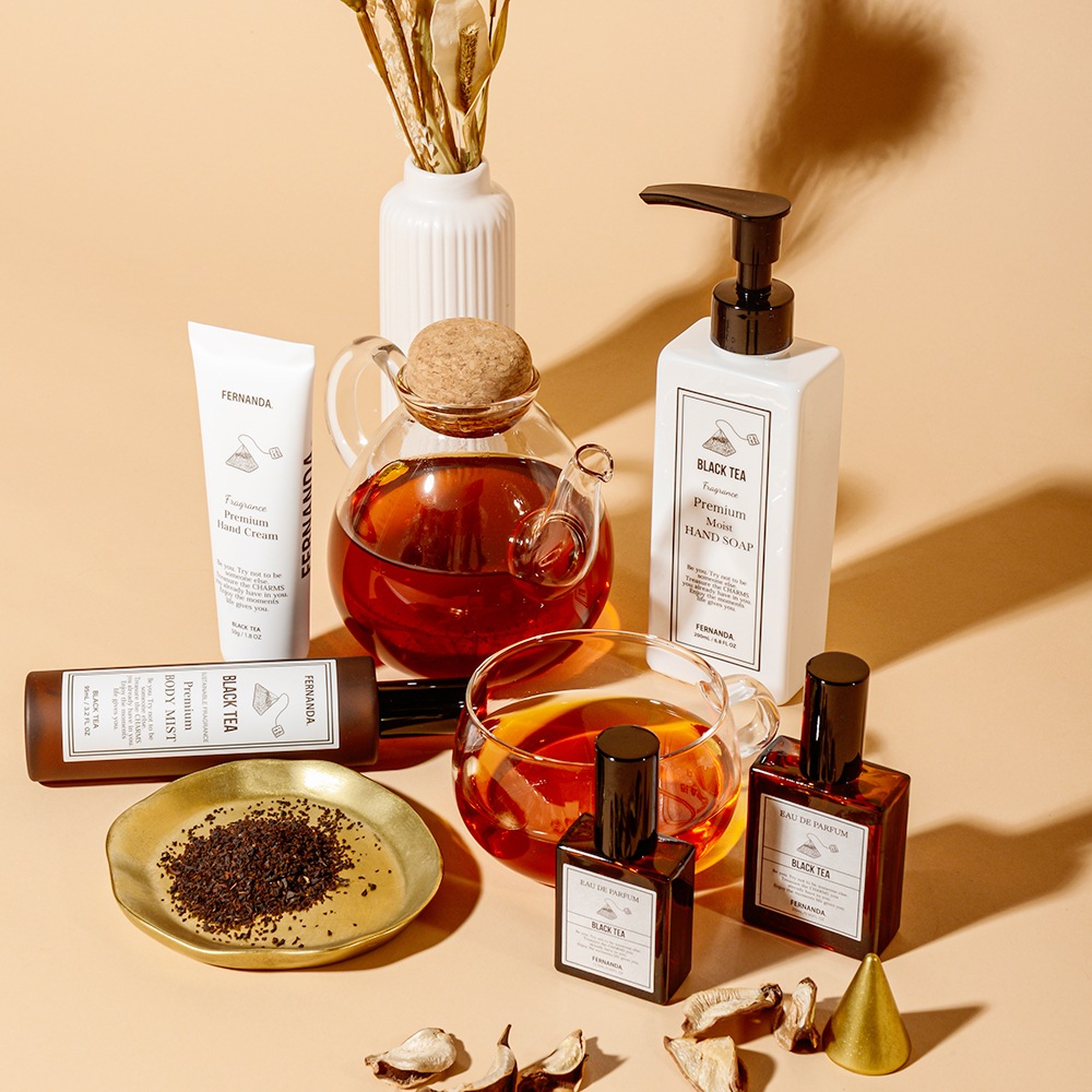 フレグランスプレミアムハンドクリーム（ブラックティー）/Fragrance