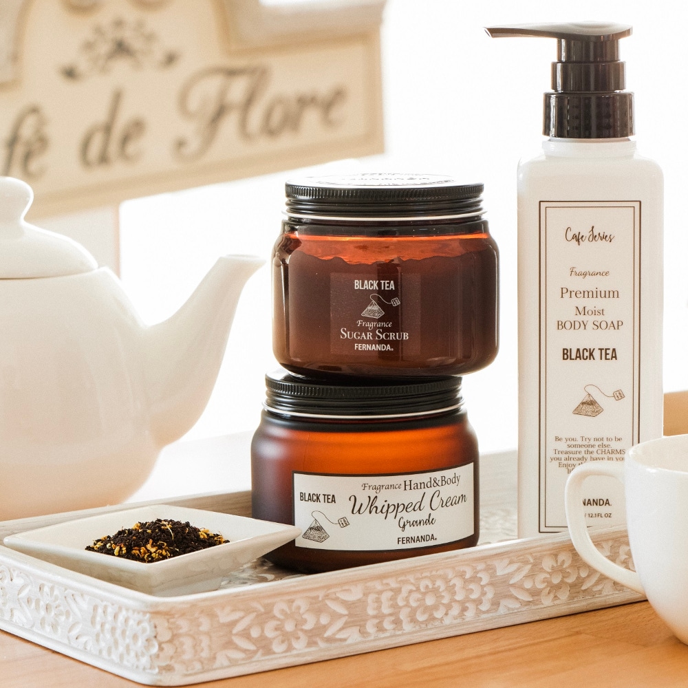 フレグランスハンド＆ボディホイップクリーム グランデ（ブラック