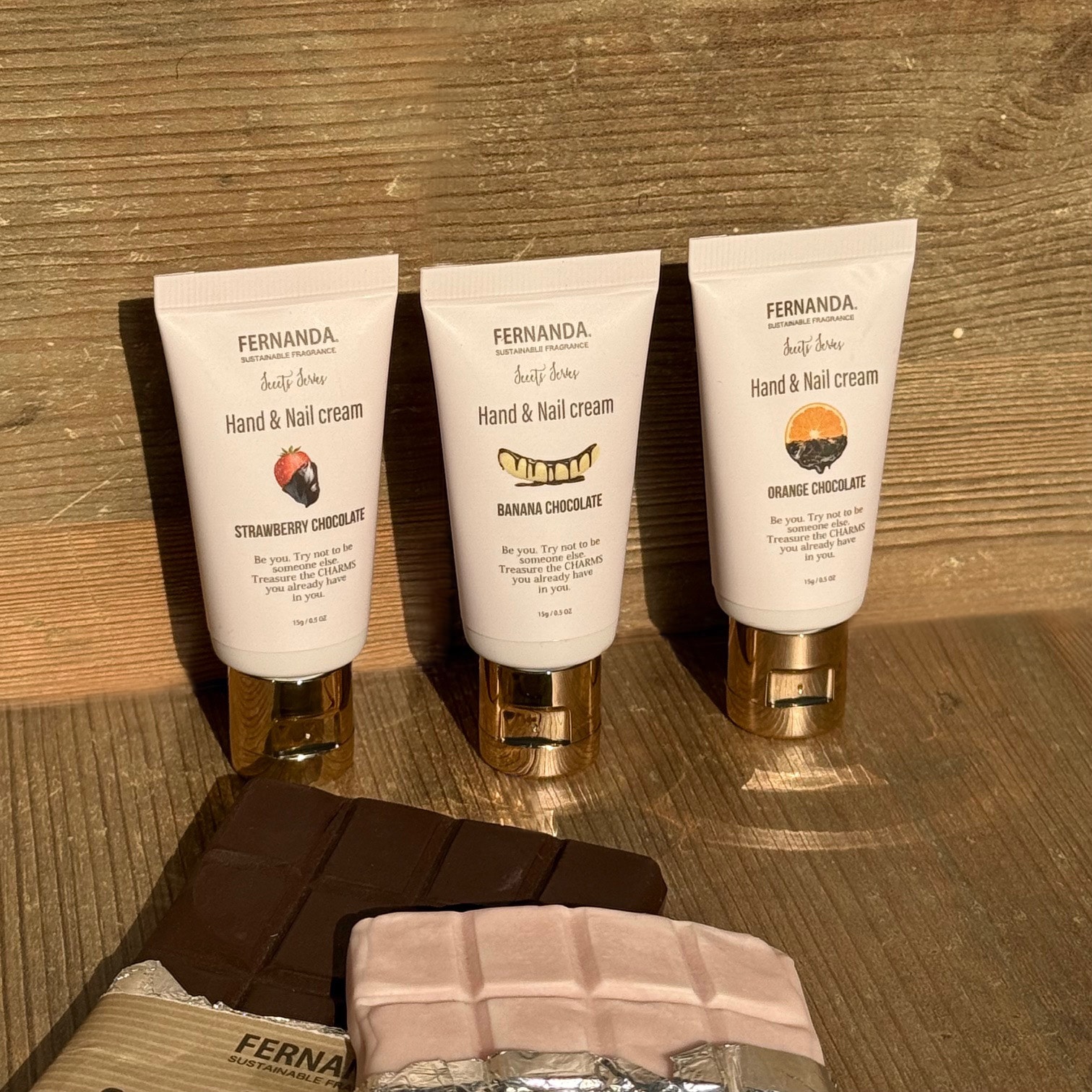 ミニハンド＆ネイルクリームセット（ストロベリーチョコ・バナナチョコ