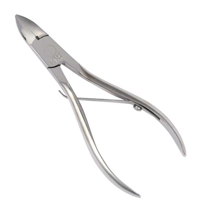 職人が作るニッパは切れ味が違います