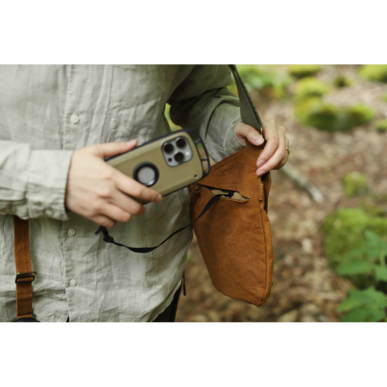BOL WAXED CANVAS VEST（アフターグロー）