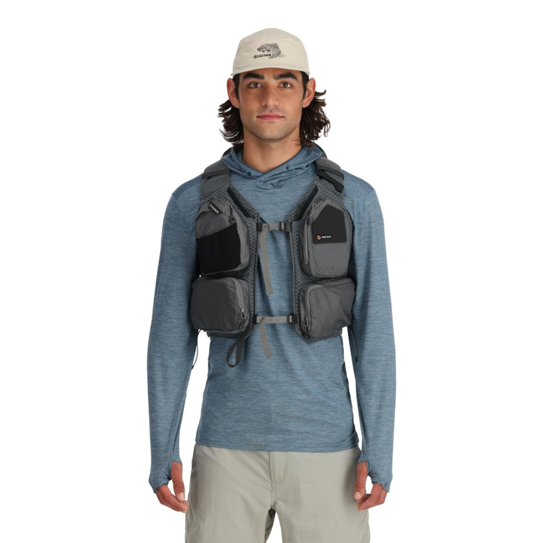 Flyweight Vest Pack（シムス）
