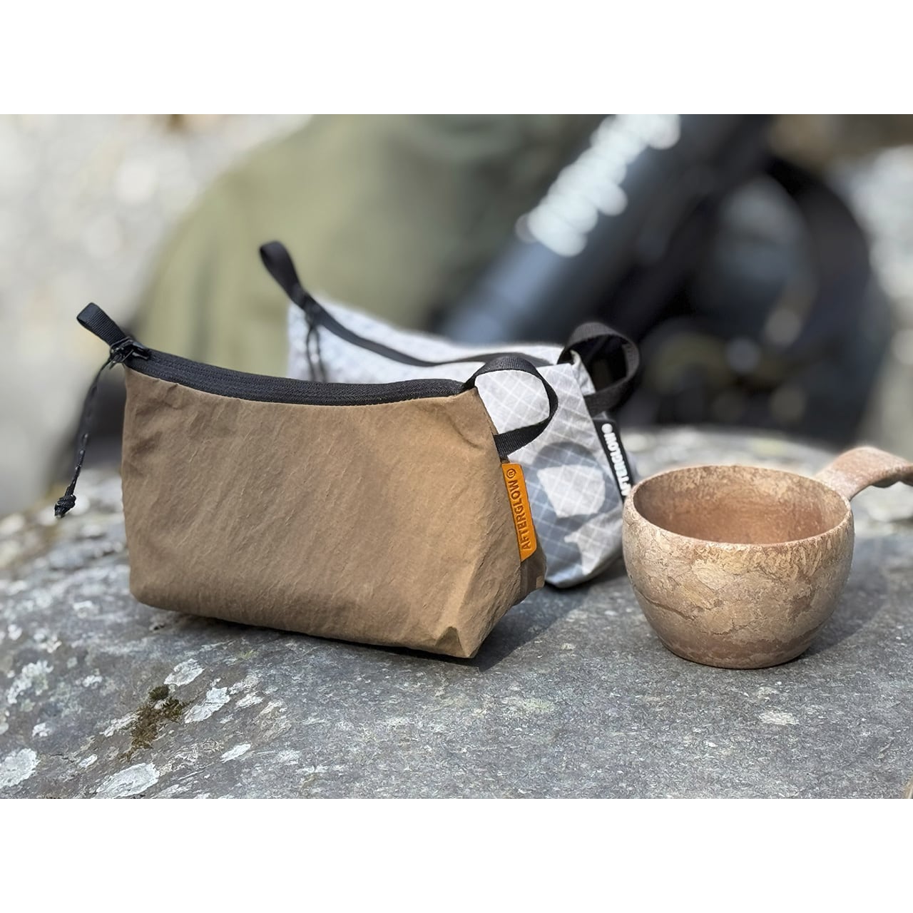 COL POUCH MEDIUM（アフターグロー）