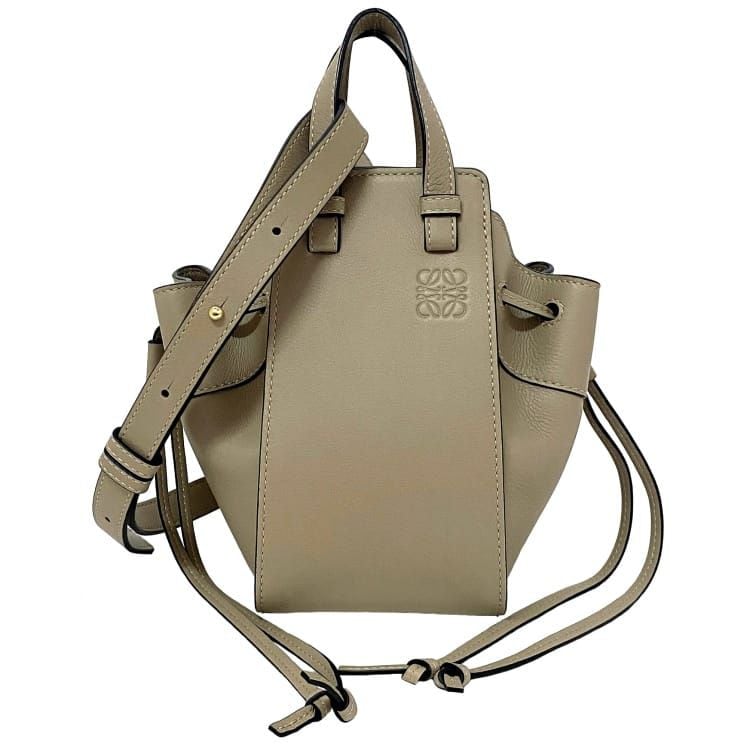 LOEWEライトイエローグリーンショルダーバッグポシェットナッパ
