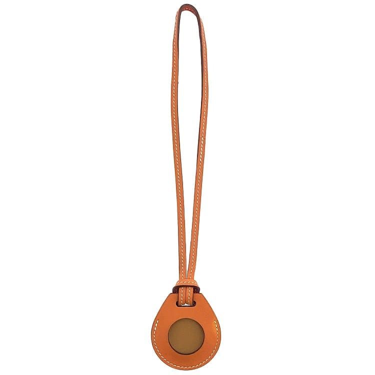 HERMES - 【新品未開封】HERMES Apple AirTag エアタグ  オレンジ Apple's Hermès AirTag Costs More Than iPhone SE | Hypebae