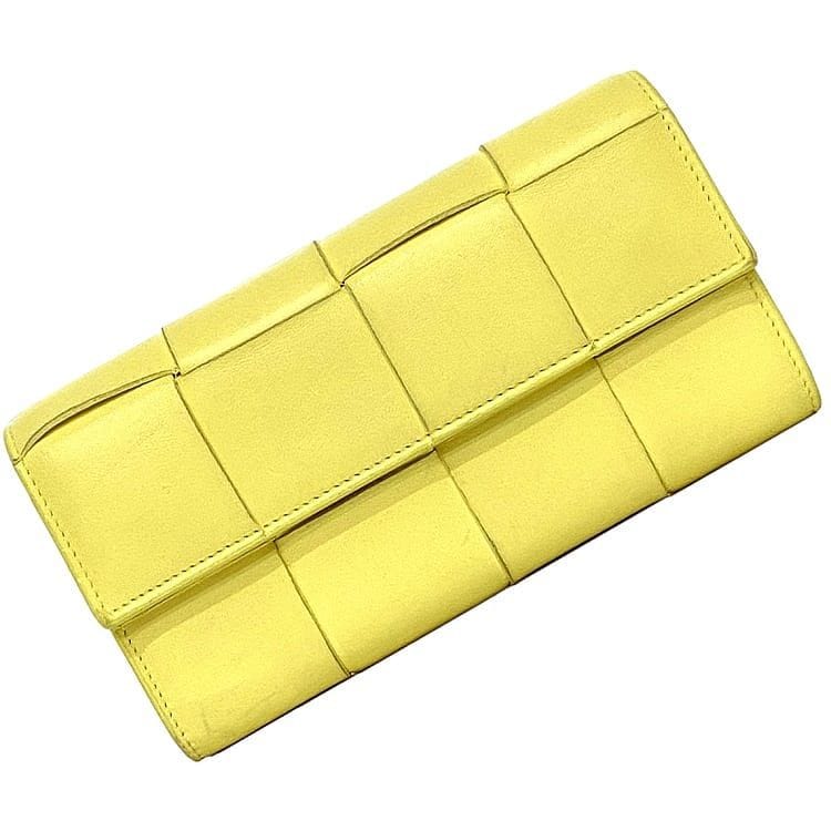 美品✨BOTTEGA VENETA ボッテガヴェネタ　長財布　イエローパイソン 美品✨BOTTEGA VENETA ボッテガヴェネタ 長財布 イエロー