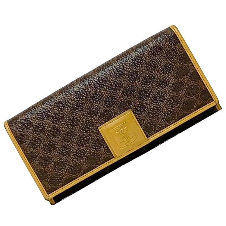 セリーヌ 二つ折り がま口 長財布 ec-22258 ブラウン キャメル マカダム 財布 PVC レザー 中古 M13 CELINE ロング がまぐち ホック ウォレット ヴィンテージ ロゴ 定番 人気 革 お洒落 女性 レディース 小物 レトロ エレガント 高級感 ブランド 本物 鑑定済み セリーヌ 二つ折り がま口 長財布 ec-22258 ブラウン キャメル