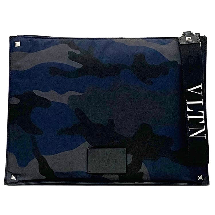 美品 ヴァレンティノガラヴァーニ レザー クラッチバッグ スタッズ ネイビー VALENTINO ネイビー スタッズ クラッチバッグ