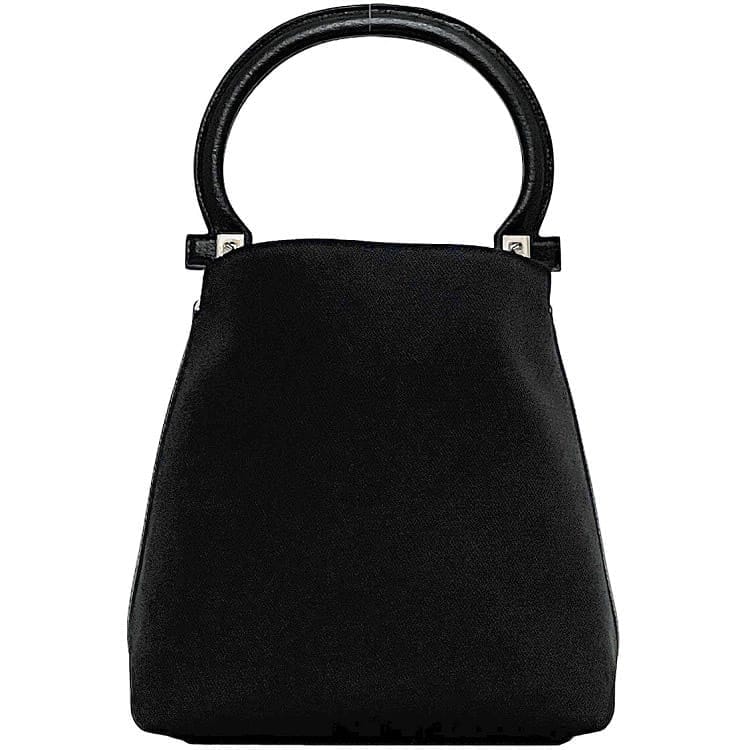 極美品 サルヴァトーレ・フェラガモ ガンチーニ　レザー　レディース　ブラック 極 美品 袋付 Salvatore Ferragamo サルヴァトーレフェラガモ