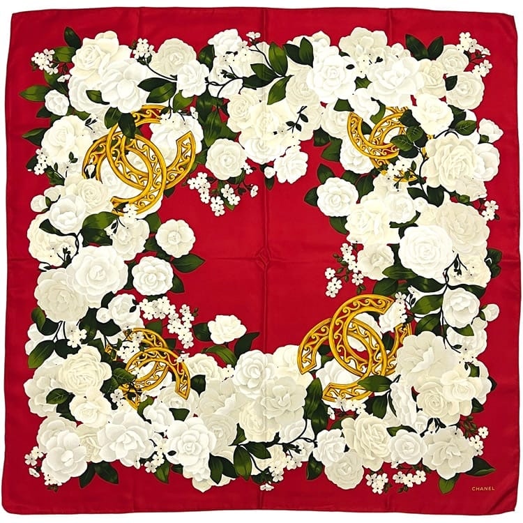 CHANEL シルクスカーフ 花柄　カメリア　ビンテージ 中古・古着通販】CHANEL (シャネル) カメリア総柄スカーフ シルク