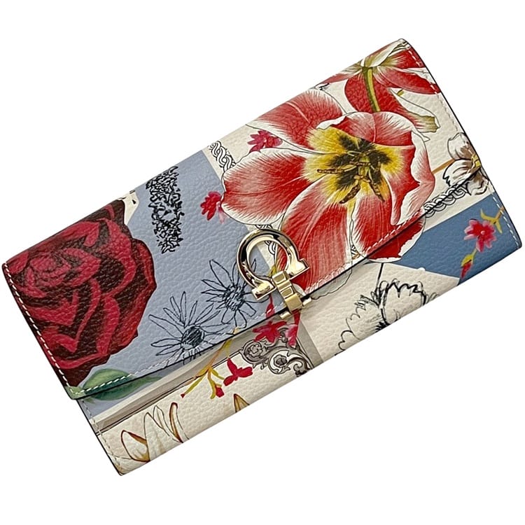 サルヴァトーレ フェラガモ 二つ折り 長財布 ライトブルー ガンチーニ