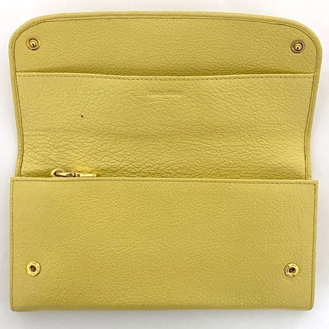 ミュウミュウ 二つ折り 長財布 ec-22260 イエロー 財布 レザー 中古