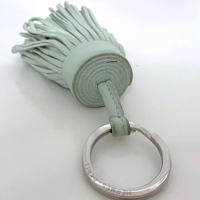 エルメス キーリング カルメン f-23342 ライトグリーン 美品 エルメス キーリング カルメン f-23342 ライトグリーン 美品
