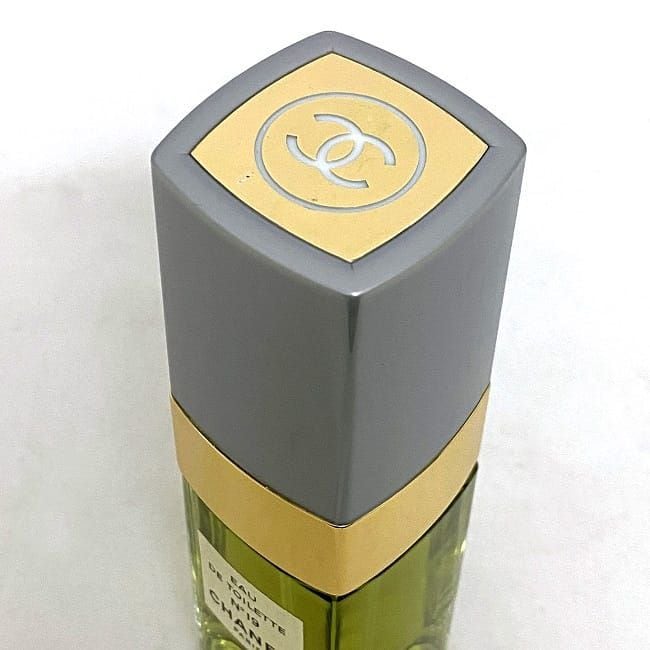 新品未使用 CHANEL シャネル no.19 オードトワレ 100ml 香水 Amazon | シャネル 香水 NO.19 EDT SP 100ml 【並行輸入品