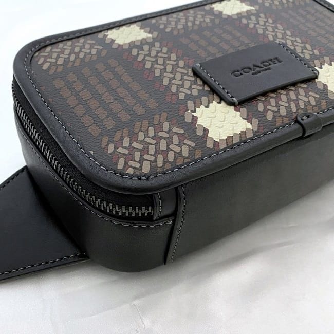 コーチ ボディバッグ ブラック レッド チェック CN405 ec-20068 未使用