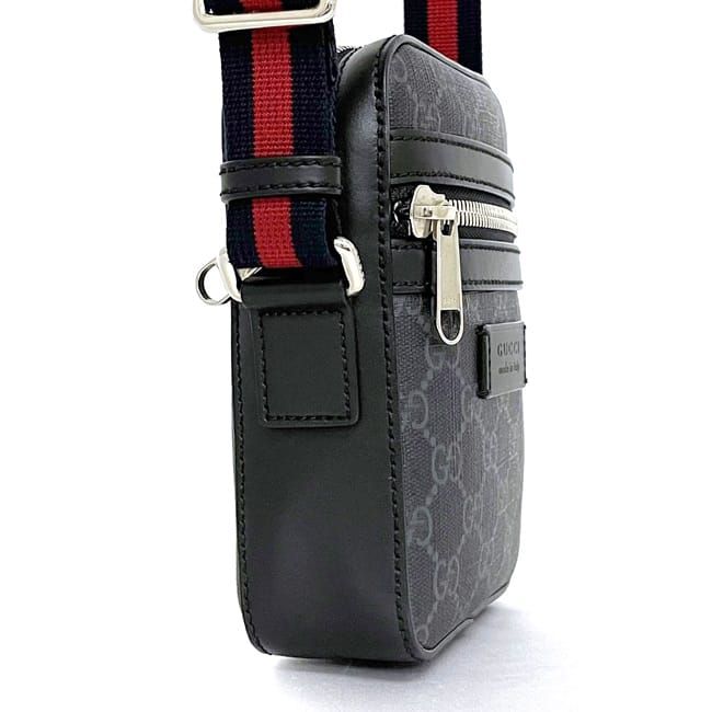 GUCCI ショルダーバッグ　GGスプリーム　PVC レザー　斜め掛け GUCCI ショルダーバッグGGスプリームPVC レザー斜め掛け