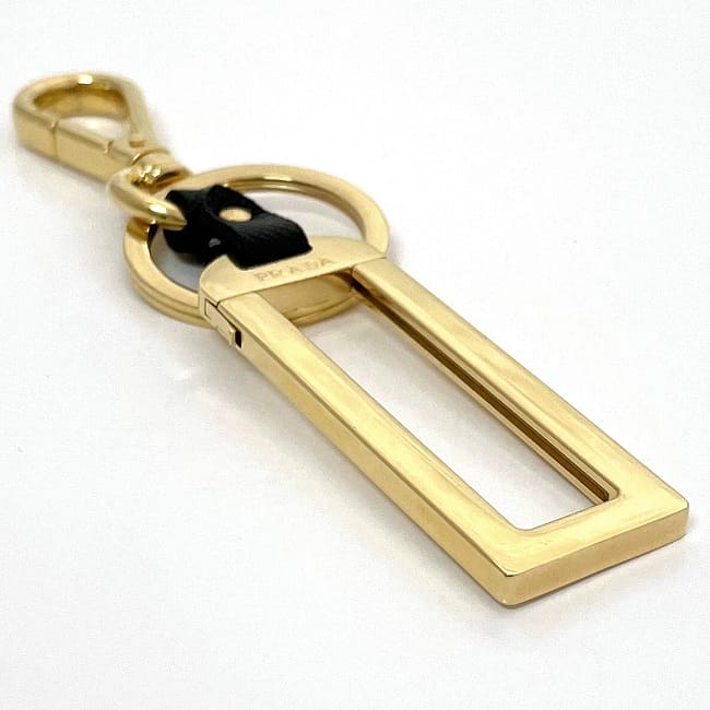 PRADA keyring プラダキーホルダー　GOLD ゴールド PRADA プラダ キーリング バッグチャームMIX ゴールド