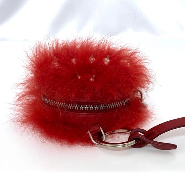 miu miu レッド ポンポンチャーム miu miu レッド ポンポンチャーム