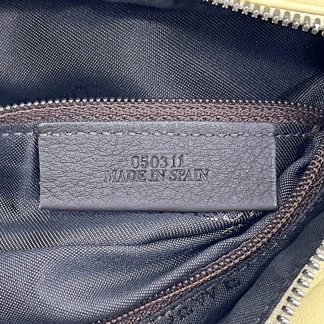 ロエベ ハンドバッグ ec-23567 イエロー アナグラム 美品 レザー