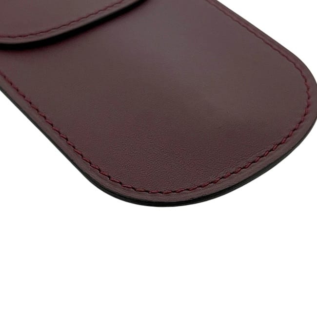 カルティエ ペンケース ボルドー マスト 美品 レザー 中古 Cartier ロゴ ワンポイント 筆記用具 筆箱 フラップ 箱付き レディース メンズ 定番 人気 ヴィンテージ ワインレッド ロゴ刻印 ビジネス ペン ホルダー ケース カルティエ ペンケース ボルドー マスト 美品 レザー 中古 Cartier