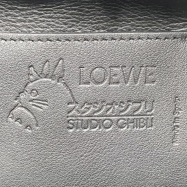 ロエベ トートバッグ f-22747 ホワイト ブラック ジブリ 千と千尋の