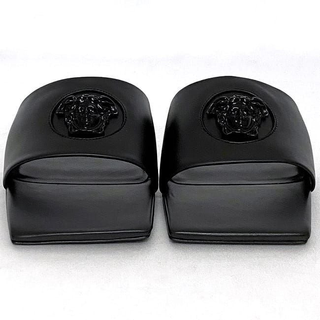 超美品 VERSACE メデューサ ダービーシューズ コラム メドゥーサ ベルベット シューズ ブラック,ゴールド | VERSACE JP