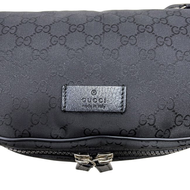 グッチ ボディバッグ ブラック GGナイロン 449182 美品 ナイロン 中古