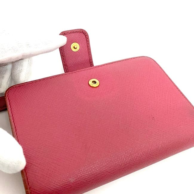 プラダ 二つ折り 財布 ec-22190 ピンク 1ML225 美品 サフィアーノ