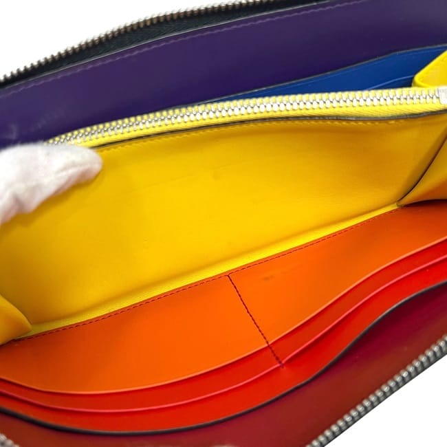 ロエベ ラウンドファスナー 長財布 レインボーウォレット ブラック マルチカラー アナグラム 199.N54F13 9991 美品 財布 レザー 中古 262025 LOEWE ワンポイント 黒 ロゴ シンプル 中カラフル ロエベ ラウンドファスナー 長財布 レインボーウォレット ブラック