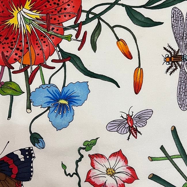 グッチ オールドグッチ ヴィンテージ マルチカラー フラワー ロゴ スカーフ 楽天市場】【中古】【良い】 OLDGUCCI オールドグッチ ヴィンテージ