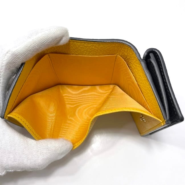 グッチ 三つ折り 財布 f-23293 ブラック 736151 2067 未使用 美品