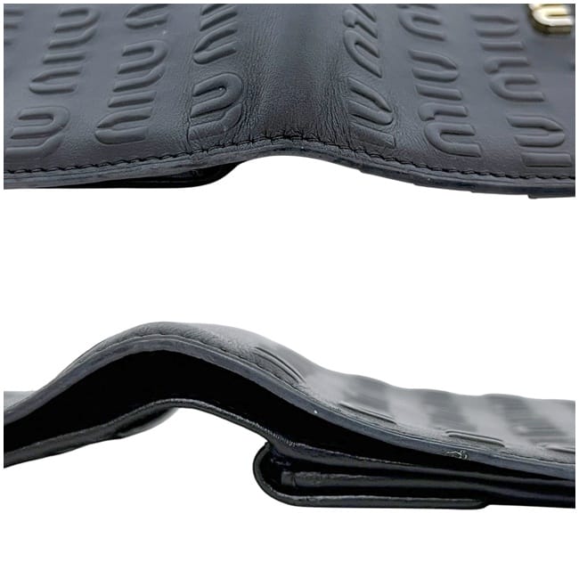 ミュウミュウ 三つ折り 財布 ブラック 5MV204 エンボスロゴ レザー