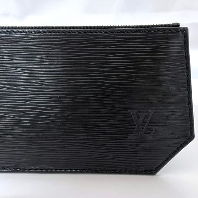希少⭐️ブラック×シルバー【LOUIS VUITTON】エピレザー 化粧ポーチ 希少⭐️ブラック×シルバー【LOUIS VUITTON】エピレザー 化粧ポーチ