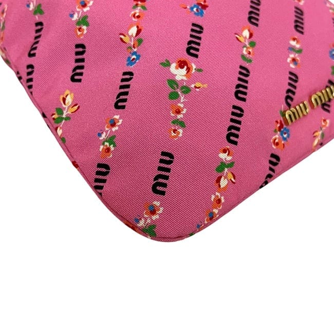 ミュウミュウ 巾着 ポーチ ピンク 5NG003 美品 ナイロン 中古 miu miu