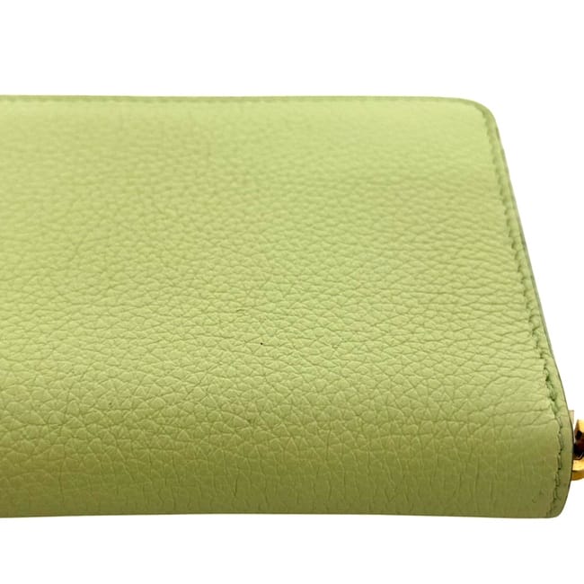 グッチ ラウンドファスナー 長財布 ライトグリーン 658694 美品 財布